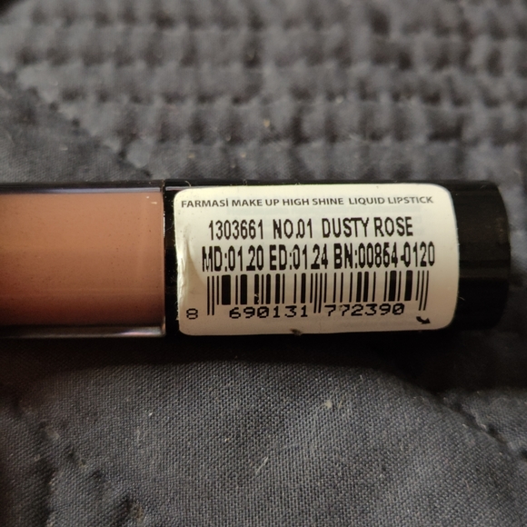 Farmasi make up combo - Picture 12 of 13